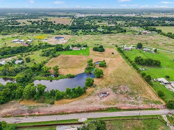 4.73 Acres of Residential Land for Sale in Caddo Mills, Texas
