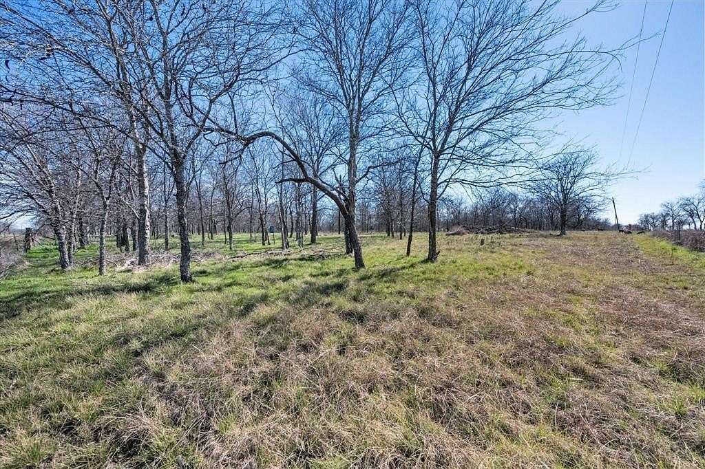 1.18 Acres of Residential Land for Sale in Wortham, Texas