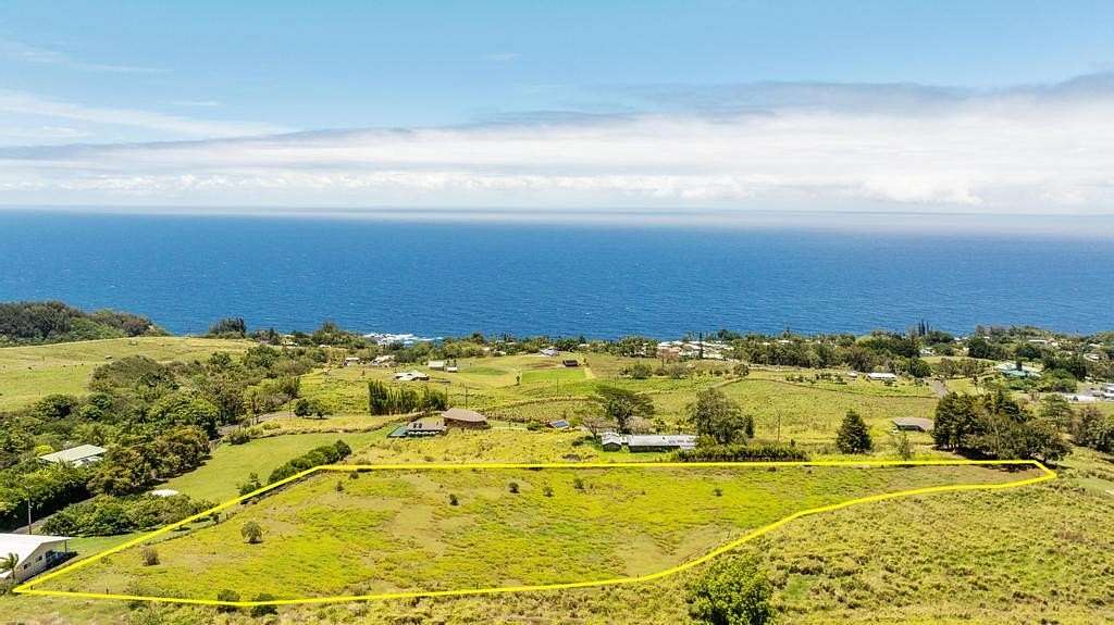 3.6 Acres of Residential Land for Sale in Laupahoehoe, Hawaii