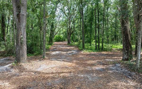 2.55 Acres of Residential Land for Sale in Live Oak, Florida