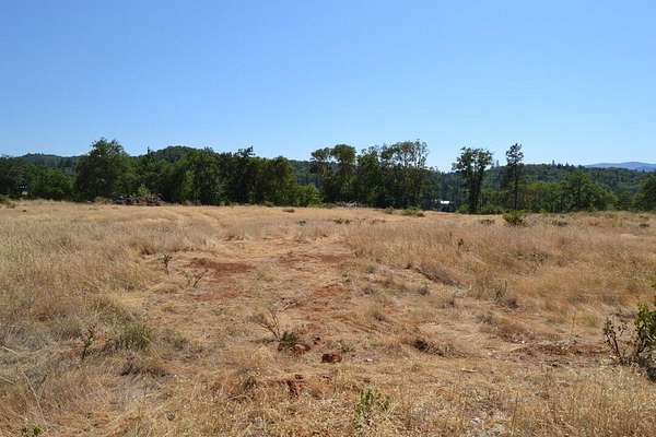 5.3 Acres of Residential Land for Sale in Grants Pass, Oregon