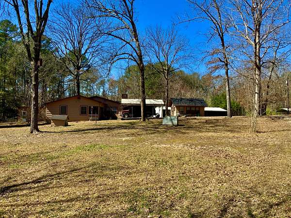 3.57 Acres of Residential Land with Home for Sale in Big Sandy, Tennessee