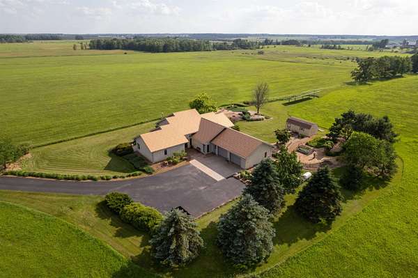 5 Acres of Residential Land with Home for Sale in Spencer, Wisconsin