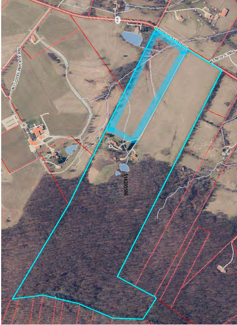 40 Acres of Agricultural Land for Lease in Purcellville, Virginia