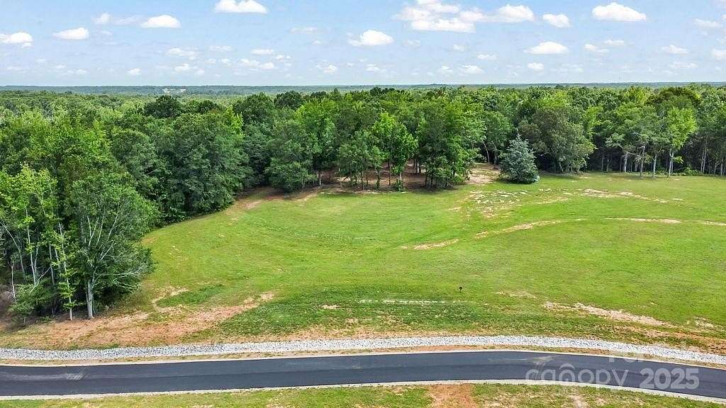 5 Acres of Residential Land for Sale in Honea Path, South Carolina