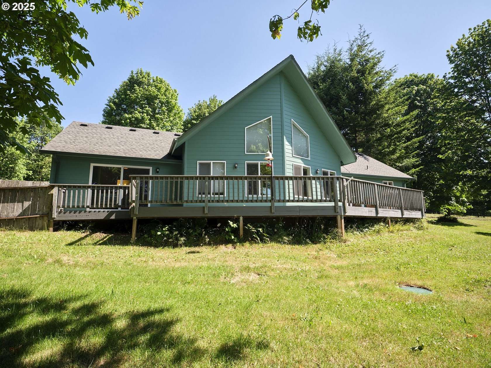 5 Acres of Residential Land with Home for Sale in Ariel, Washington