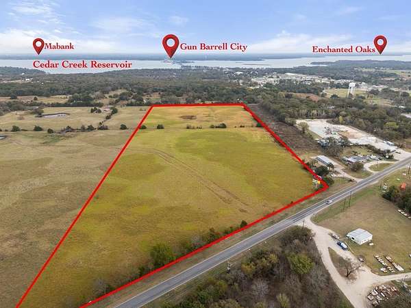 30.7 Acres of Agricultural Land for Sale in Seven Points, Texas