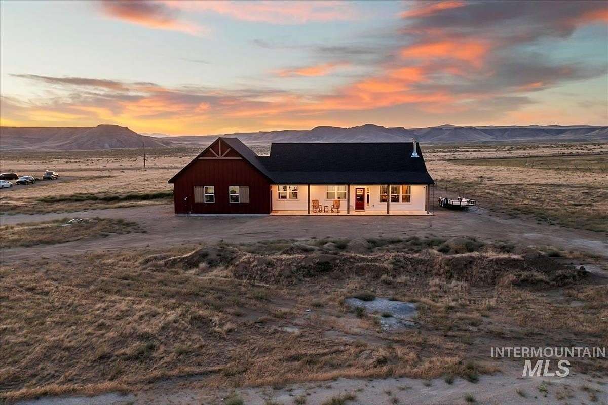 5.23 Acres of Residential Land with Home for Sale in Murphy, Idaho