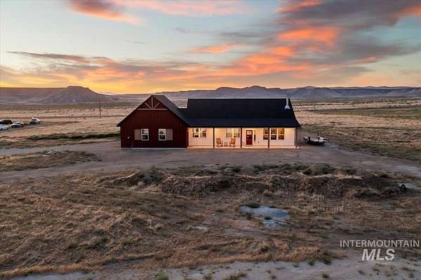 5.23 Acres of Residential Land with Home for Sale in Murphy, Idaho