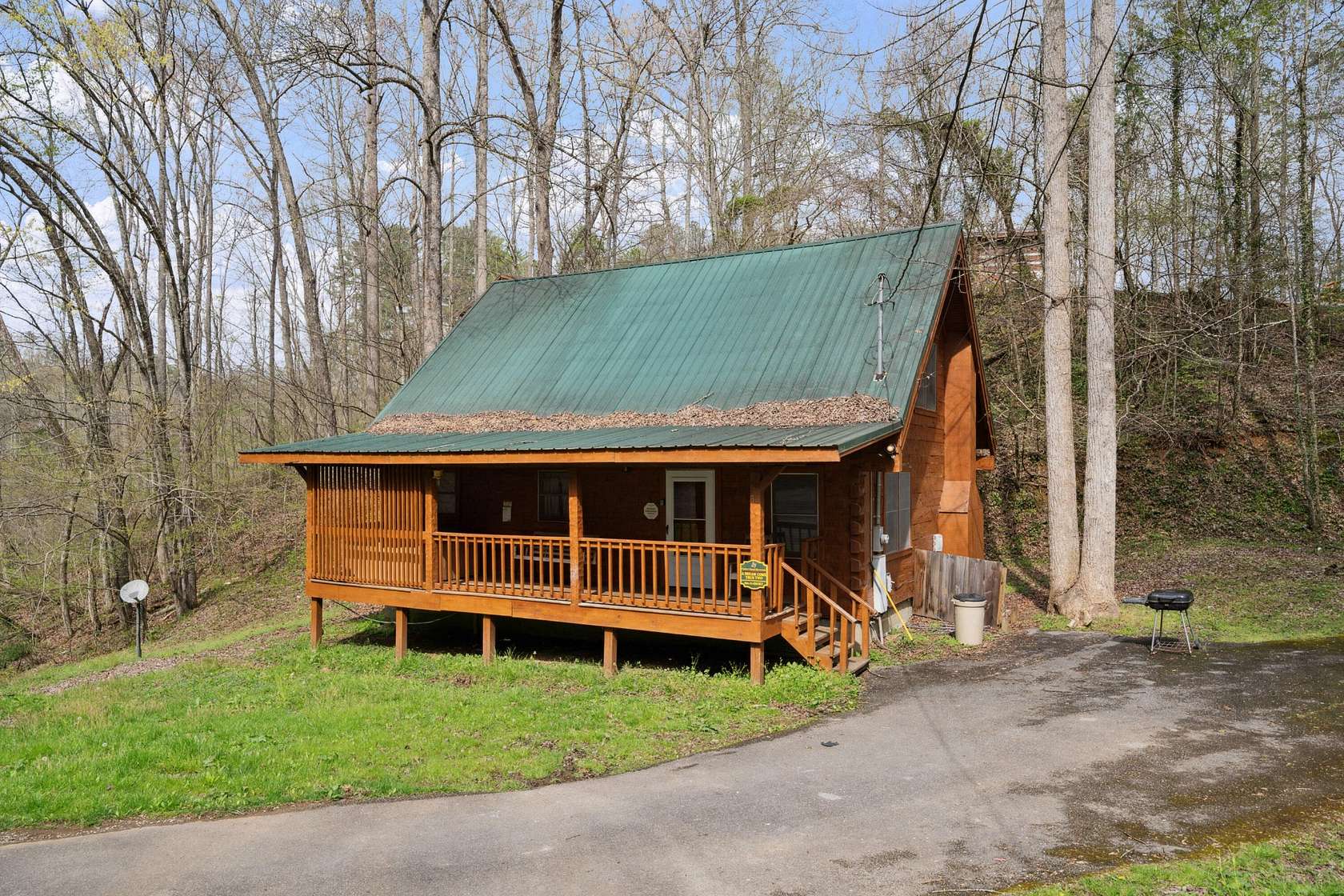 3 Acres of Land with Home for Sale in Gatlinburg, Tennessee