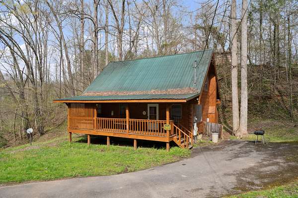 3 Acres of Land with Home for Sale in Gatlinburg, Tennessee