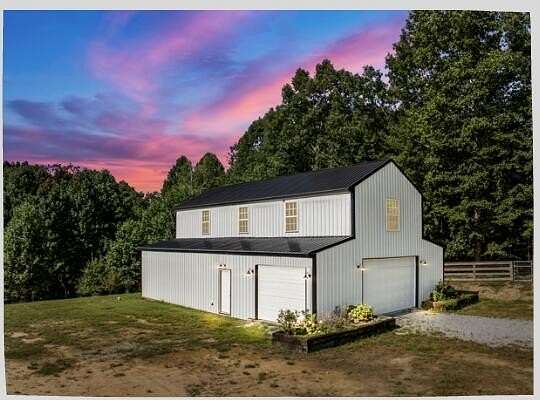 7.75 Acres of Residential Land with Home for Sale in Corbin, Kentucky