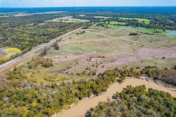 12.3 Acres of Land for Sale in Cayuga, Texas
