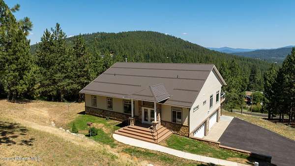 16.3 Acres of Land with Home for Sale in Coeur d'Alene, Idaho