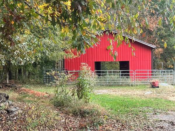 14.9 Acres of Land with Home for Sale in Mooresville, North Carolina