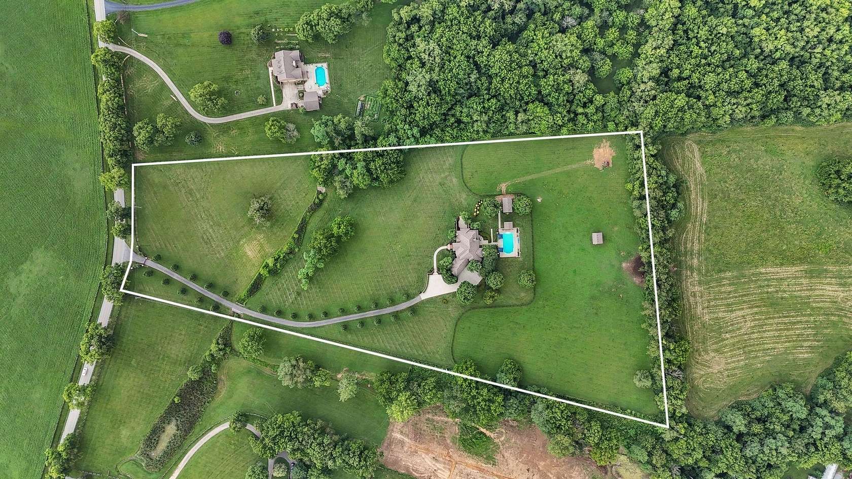 10.8 Acres of Land with Home for Sale in Lexington, Kentucky