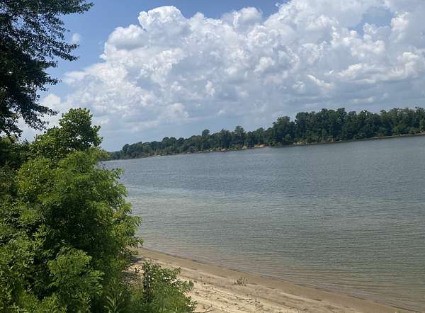 0.98 Acres of Residential Land for Sale in Savannah, Tennessee