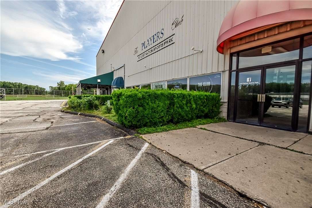 6.82 Acres of Mixed-Use Land for Sale in Willoughby, Ohio