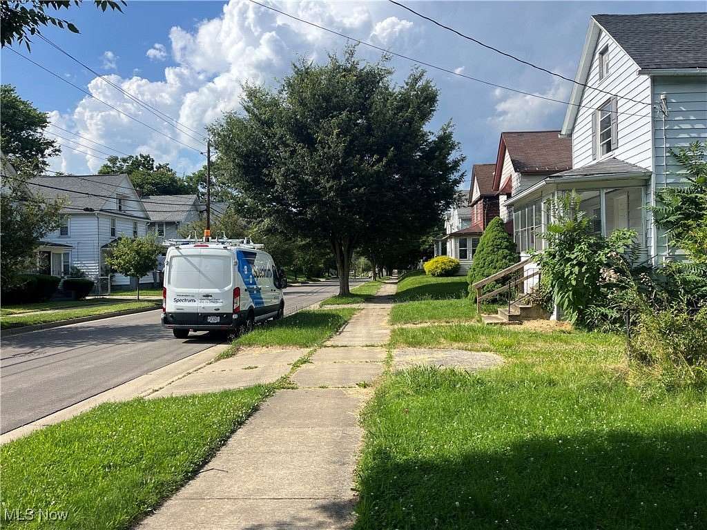 0.12 Acres of Residential Land for Sale in Akron, Ohio