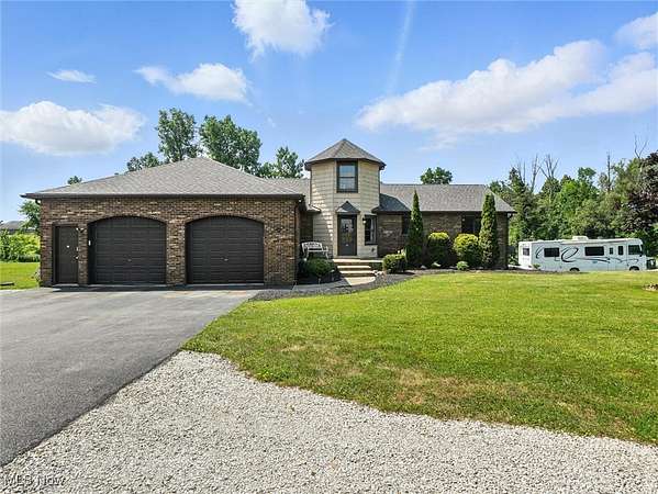 2.55 Acres of Residential Land with Home for Sale in Austinburg, Ohio