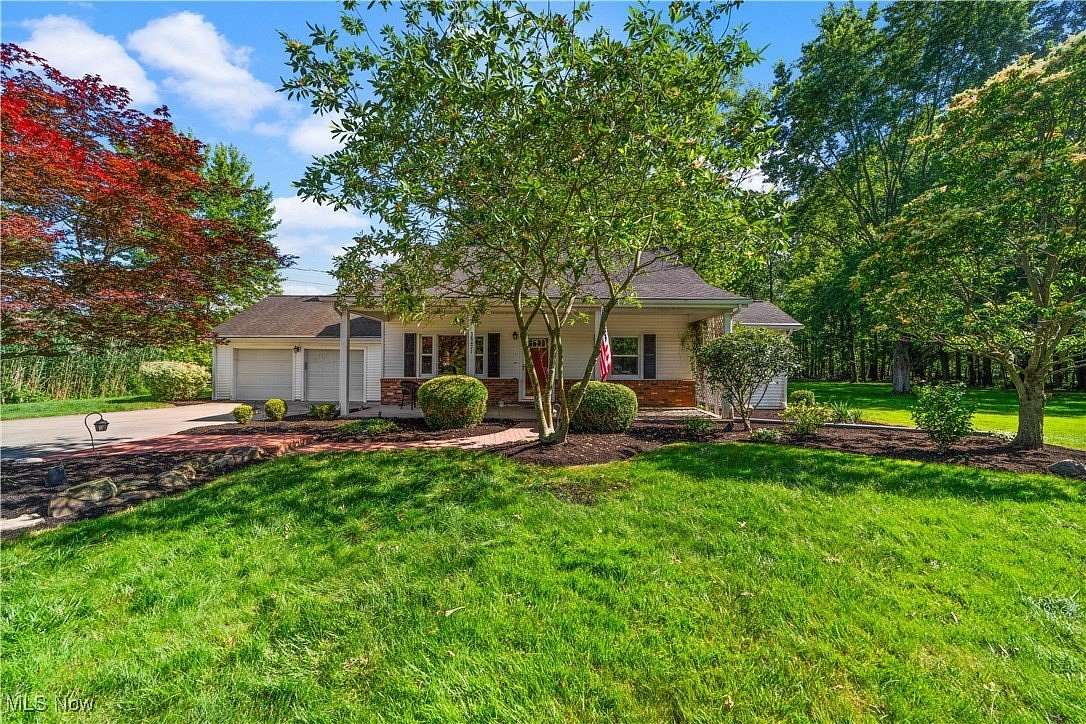 2.89 Acres of Residential Land with Home for Sale in North Ridgeville, Ohio