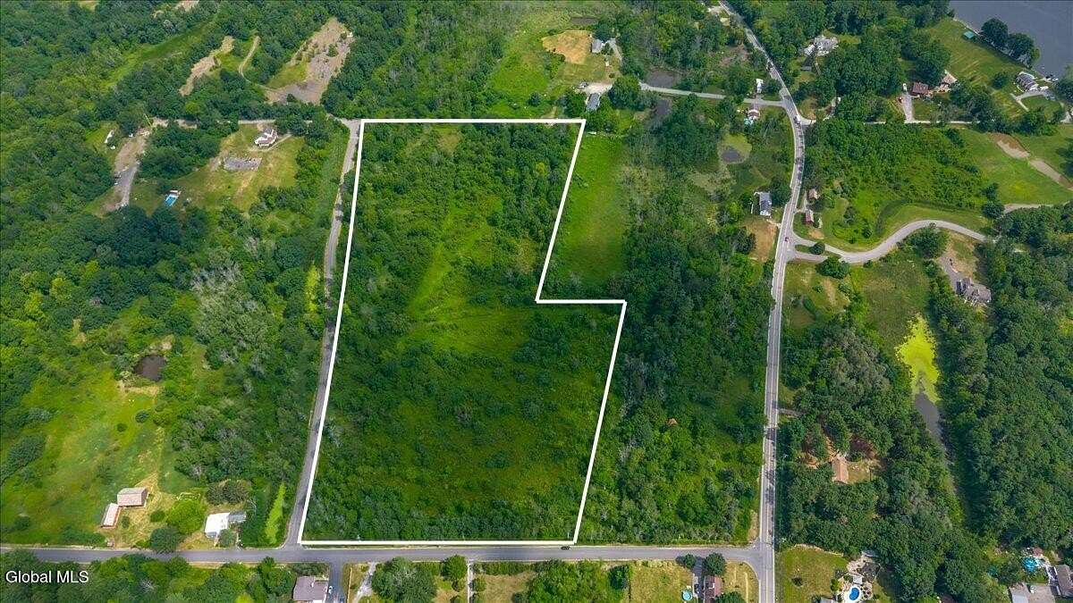 17.9 Acres of Mixed-Use Land for Sale in Stillwater, New York