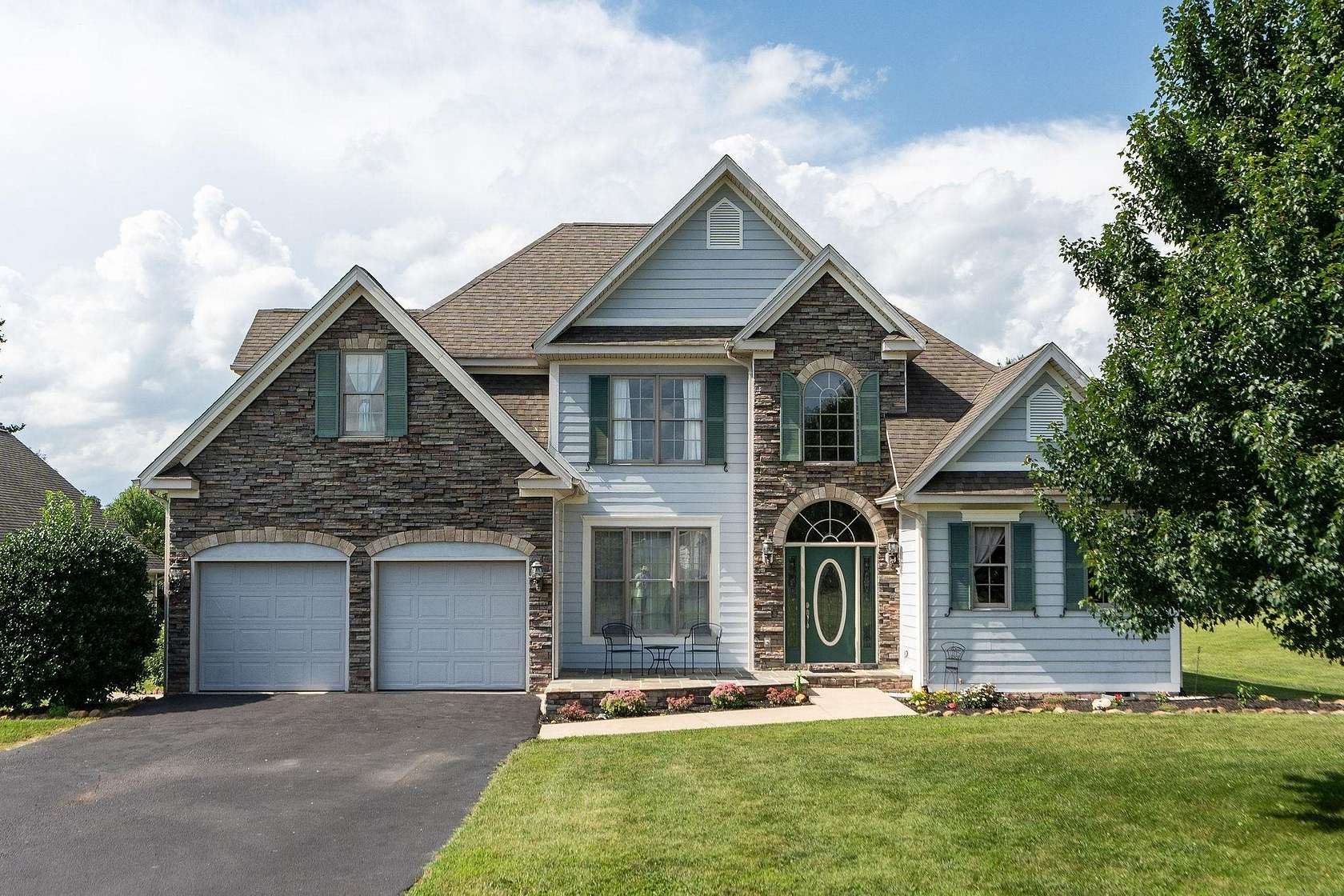 3 Acres of Residential Land with Home for Sale in Stuarts Draft, Virginia