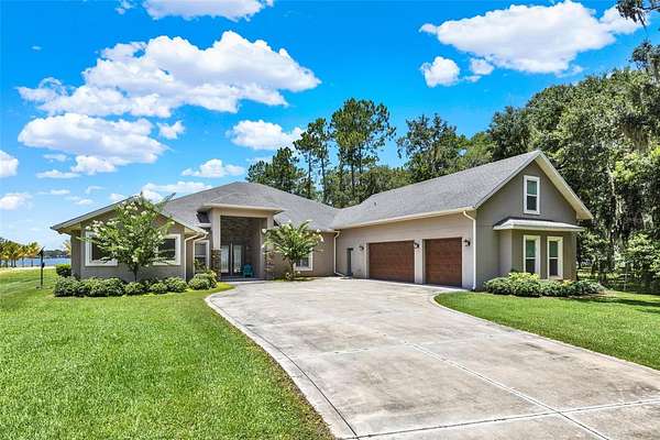 3.5 Acres of Residential Land with Home for Sale in Eustis, Florida