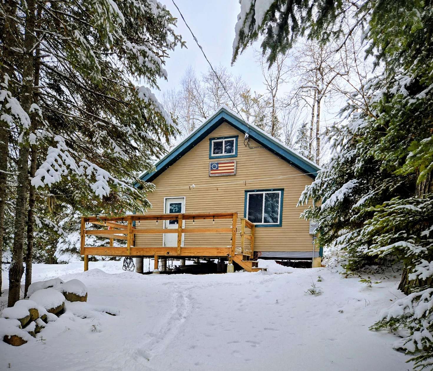 2.47 Acres of Residential Land with Home for Sale in Dallas Plantation, Maine