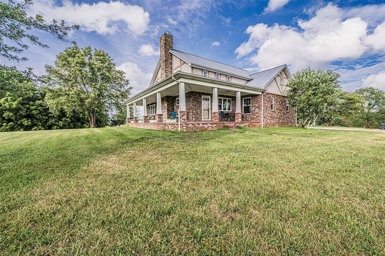 11 Acres of Land with Home for Sale in Glasgow, Kentucky