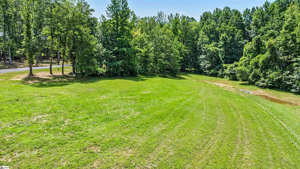 5 Acres of Residential Land for Sale in Honea Path, South Carolina