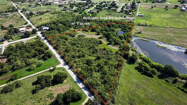 7 Acres of Residential Land for Sale in Bowie, Texas