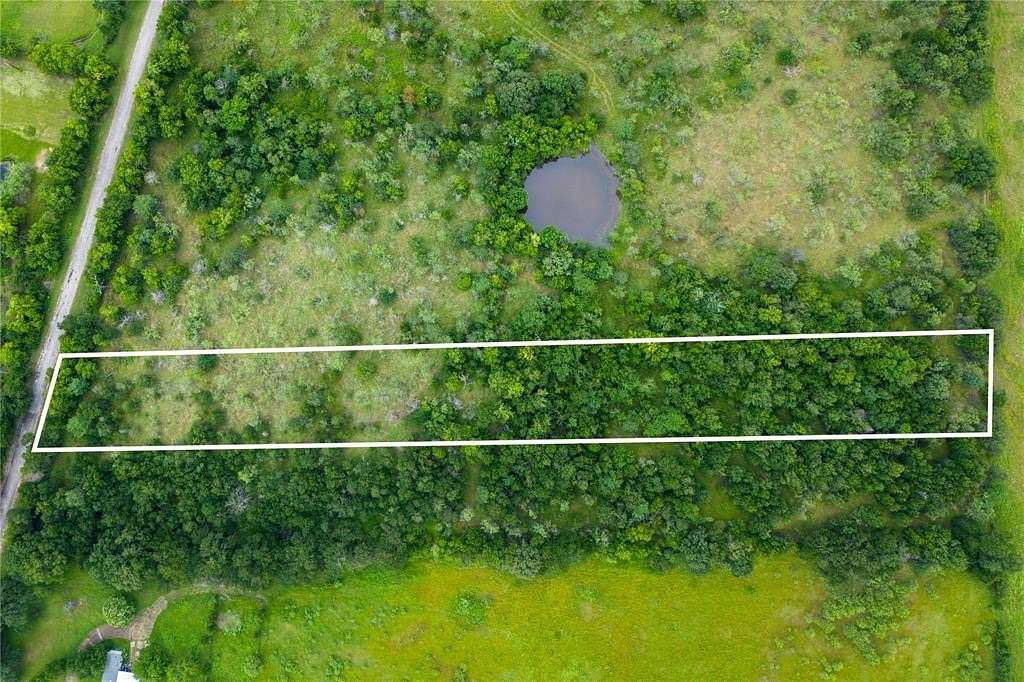 3 Acres of Land for Sale in Marlin, Texas