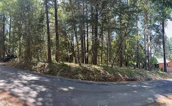2.86 Acres of Residential Land for Sale in Willits, California