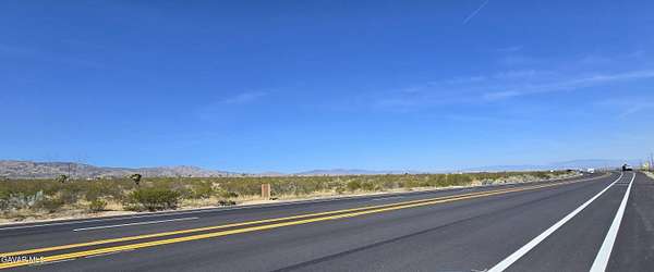 4.44 Acres of Land for Sale in Littlerock, California
