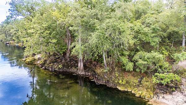 0.86 Acres of Land for Sale in High Springs, Florida