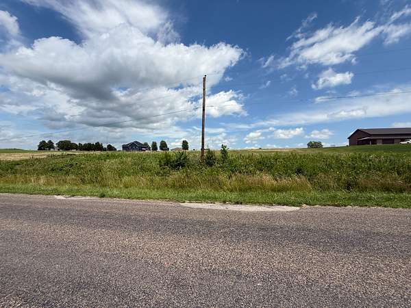 1 Acre of Residential Land for Sale in Mount Ayr, Iowa