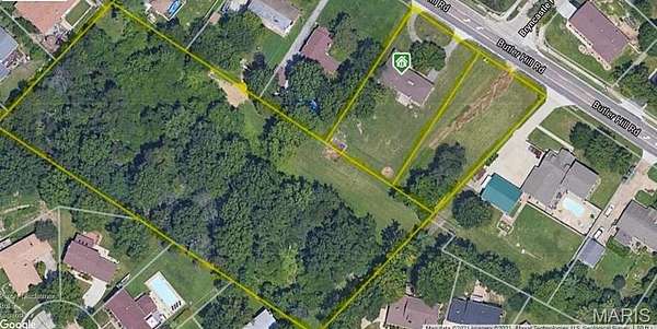 3.4 Acres of Residential Land for Sale in St. Louis, Missouri