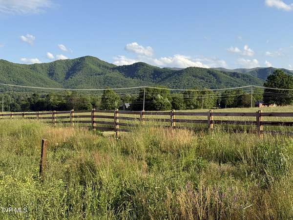 1.35 Acres of Residential Land for Sale in Chuckey, Tennessee