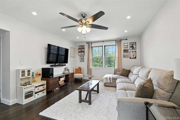 2.49 Acres of Residential Land with Home for Sale in White Plains, New York