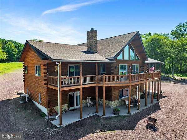 611 Acres of Land with Home for Sale in White Haven, Pennsylvania