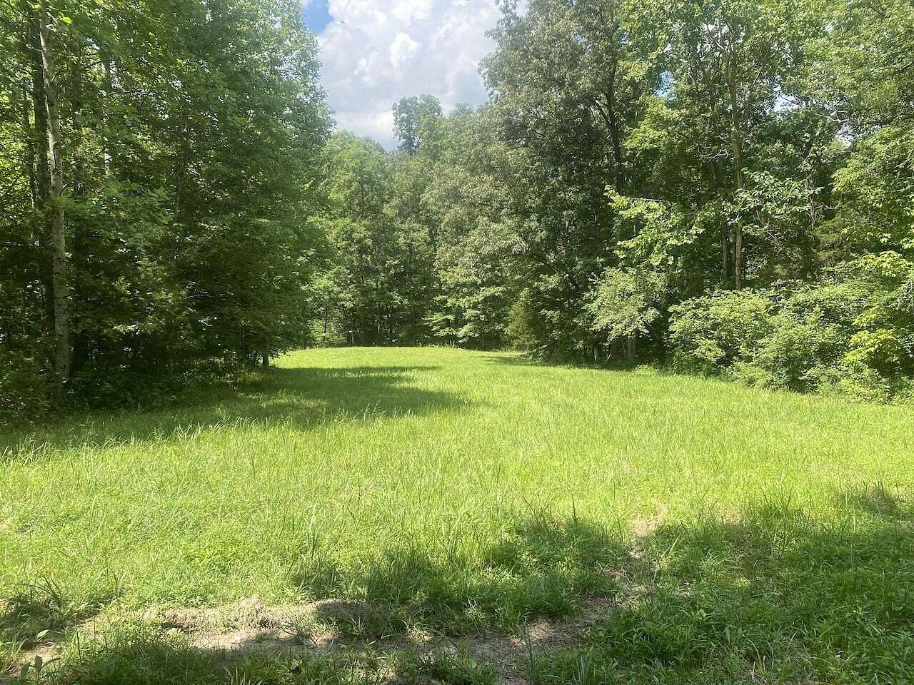 21.5 Acres of Recreational Land for Sale in Russell Springs, Kentucky