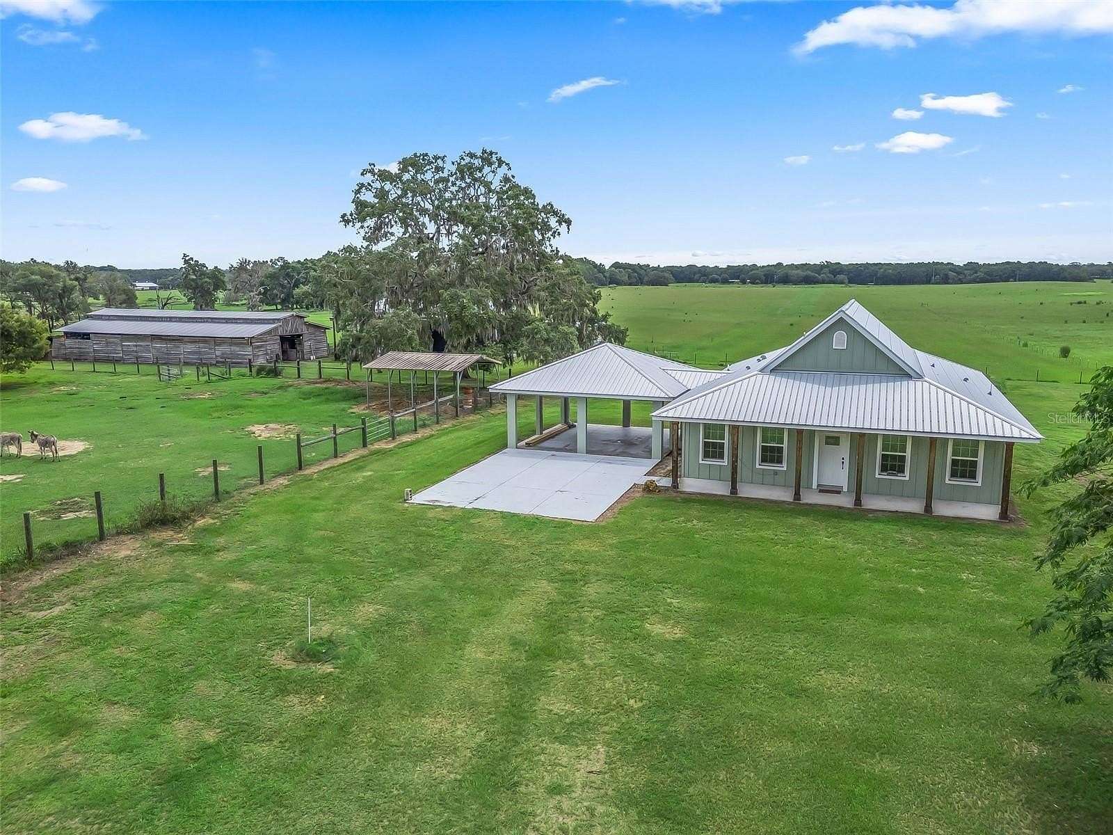 14.5 Acres of Land with Home for Sale in Bushnell, Florida