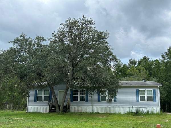 10 Acres of Land with Home for Sale in Williston, Florida