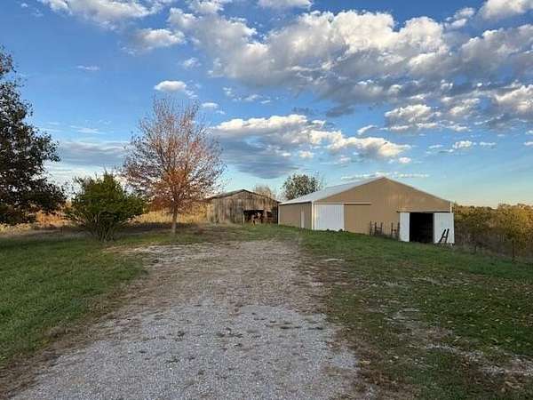 14.3 Acres of Land for Sale in Morning View, Kentucky