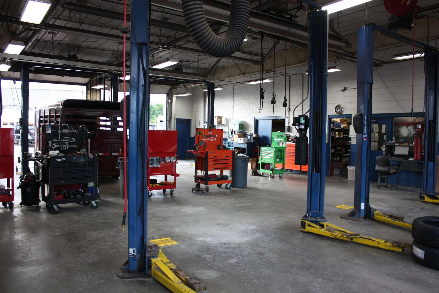 1.7 Acres of Improved Commercial Land for Sale in Hebron, Kentucky