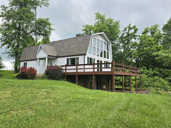 4 Acres of Residential Land with Home for Sale in Sparta, Kentucky
