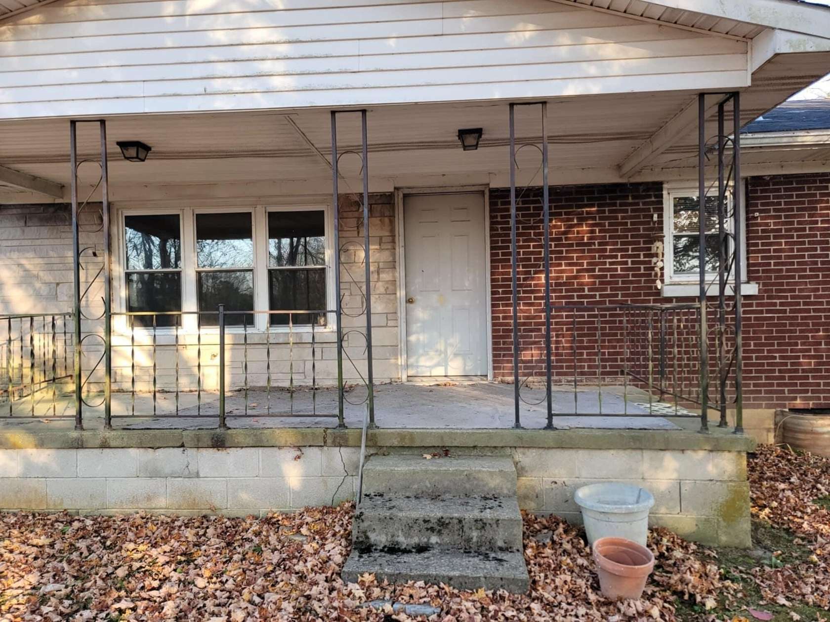 7 Acres of Residential Land with Home for Sale in Carlisle, Kentucky