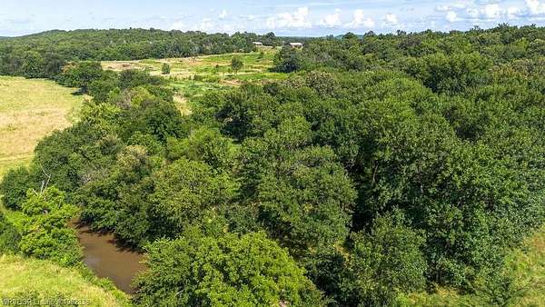 10 Acres of Land for Sale in Hackett, Arkansas