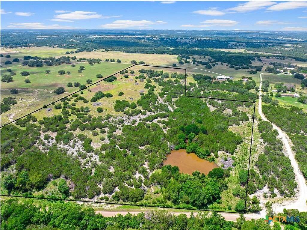 39.4 Acres of Recreational Land & Farm for Sale in Gatesville, Texas